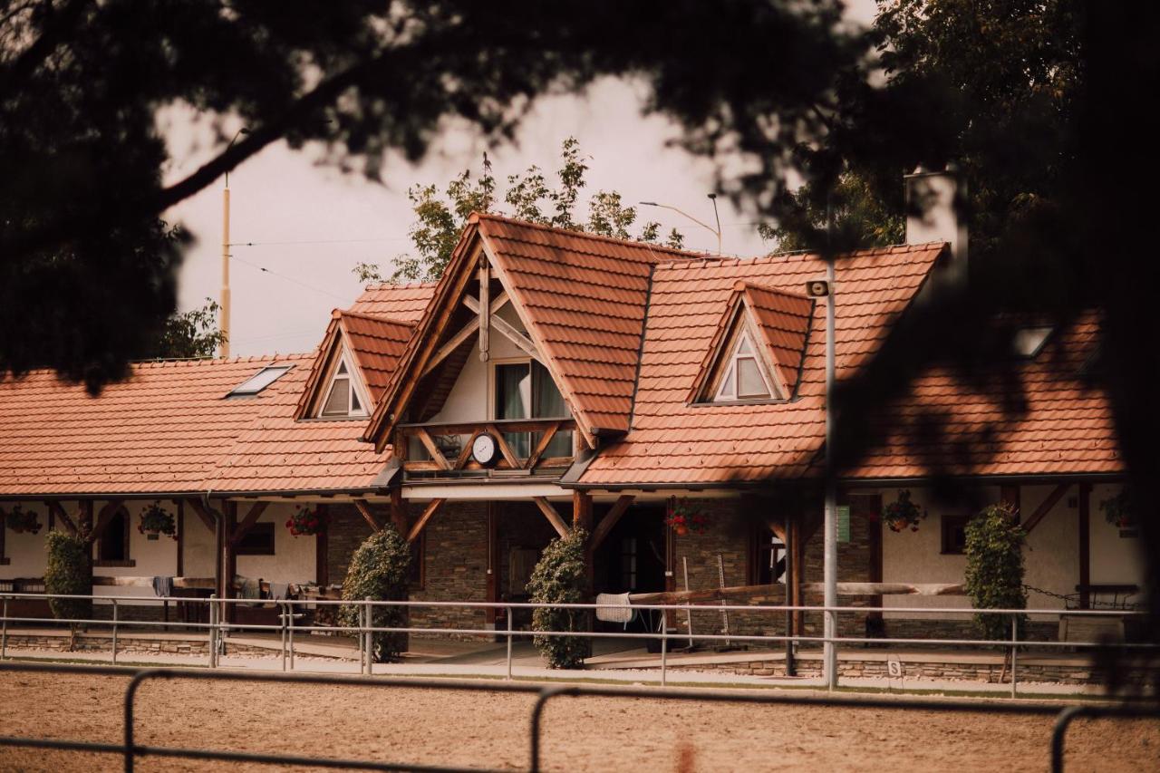 Pension Zwicker Presov Exterior photo